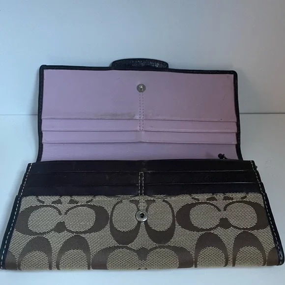 Coach Wallet - Picture 8 of 9